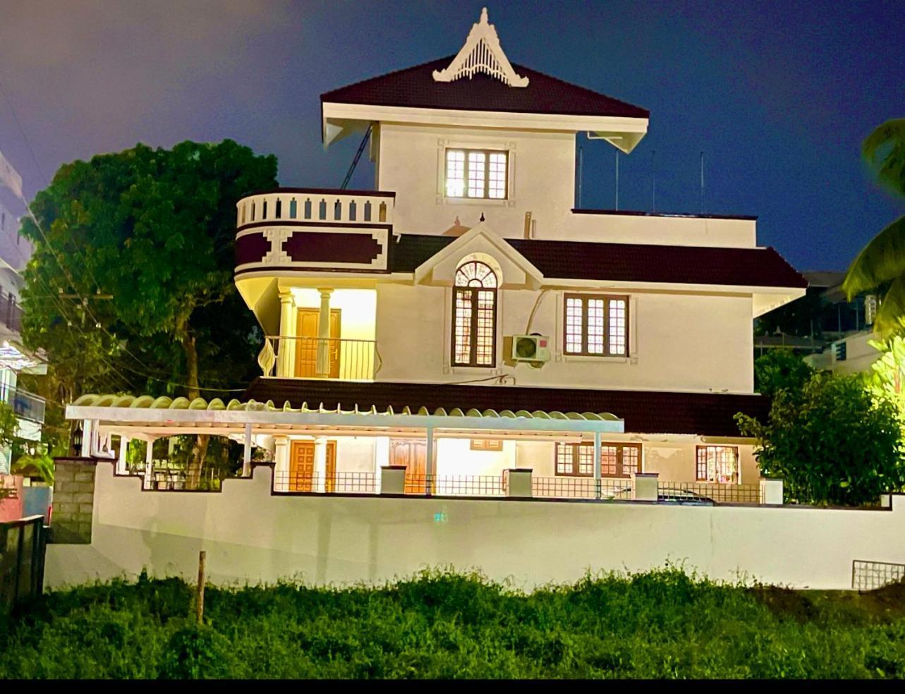 Mangosteen Villa Kochi Ngoại thất bức ảnh